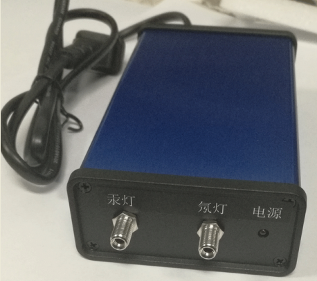 ����͉������������